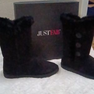 Black fur lined boots